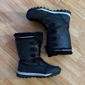 BearPaw Winter Boots - size 10